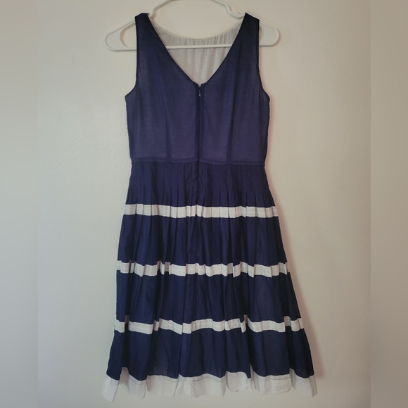 Talbots Petites Womens Navy And White Nautical Pleated Sun Dress Size 2 Petite - Picture 2 of 6
